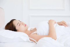 晚上睡觉的时候流口水是什么原因？